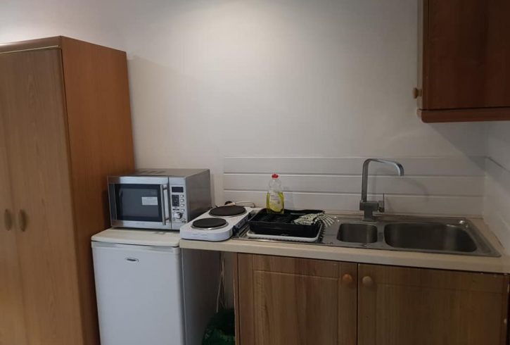 Inchiriez Camera king cu baie proprie in Walton-on-Thames - Imagine 3