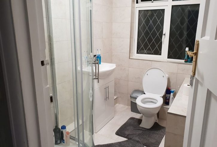 Inchiriez camera dubla in Harrow