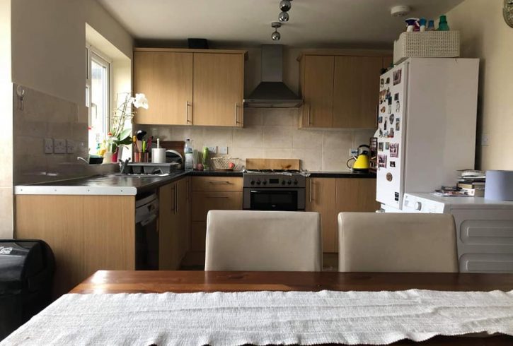 Inchiriez camera dubla in Stonebridge Park