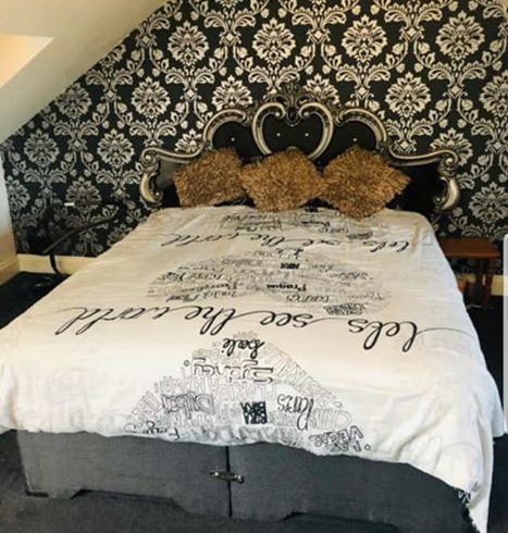 Inchiriez camera king size Ilford