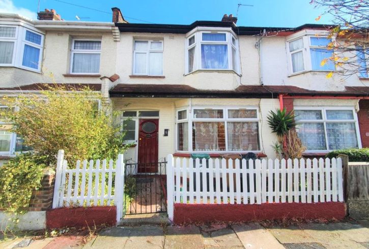 Casa 4 camere in Wood Green - Londra UK