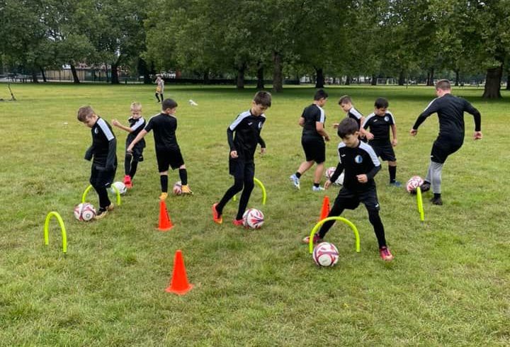 Inscrieri la Scoala de Football TOMIS FC in Newham