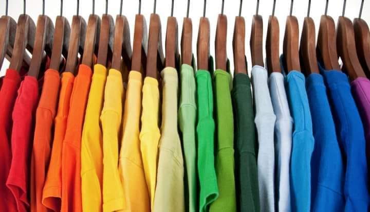 Locuri munca depozit haine in Burnley UK