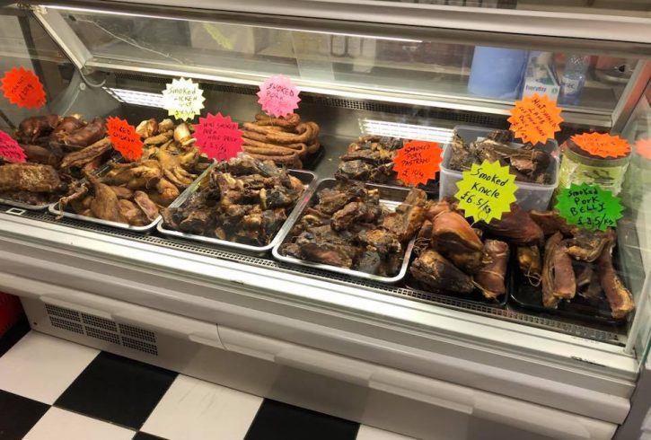 Magazin Romanesc de Vanzare - Bacauanul in zona Croydon