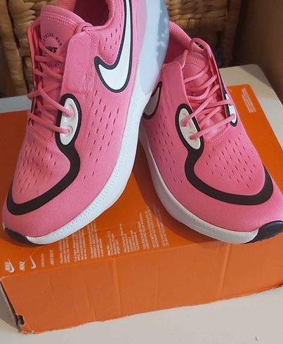 Vanzare Adidasi Nike Dama Barbati Copii in Birmingham