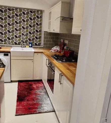 Ofer spre chirie o camera single spatioasa in zona Romford - Imagine 4 Ofer spre chirie o camera single spatioasa in zona Romford - Imagine 4