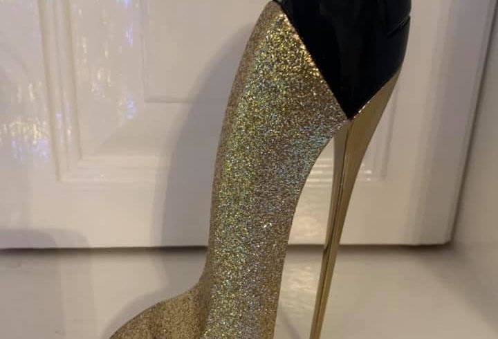 Vand Parfumuri Originale Reduse la 50% in Londra UK