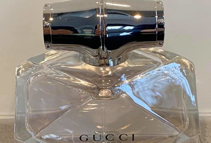 Vand Parfumuri Originale Reduse la 50% in Londra UK