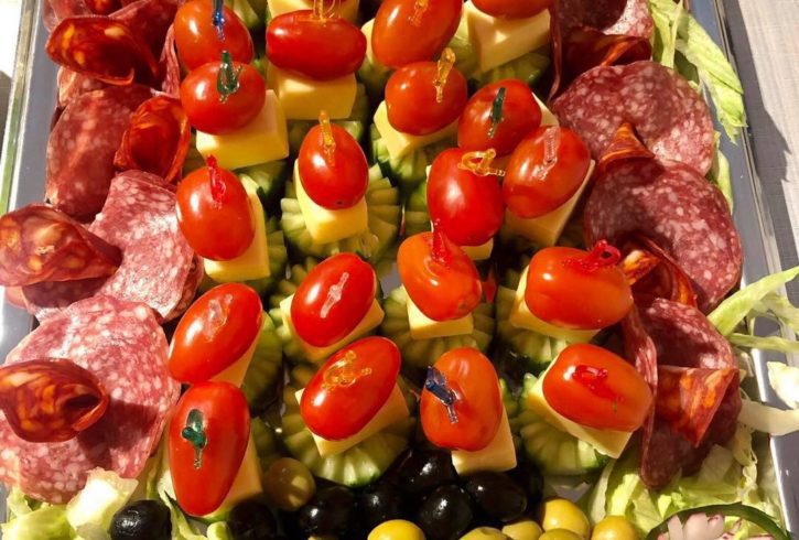 Platouri Preparate Pentru Sarbatori - CHEF Alexanders Platouri Preparate Pentru Sarbatori - CHEF Alexanders