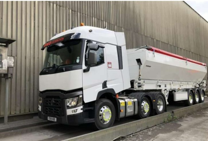 Recrutam Soferi Class 1 in Tamworth si Burton UK