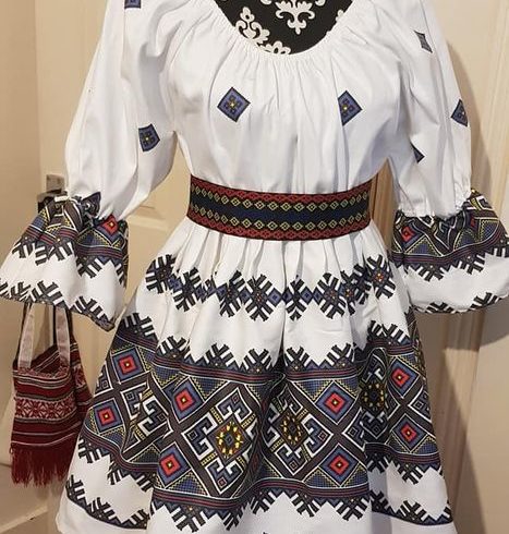 Rochite cămăși seturi motive tradiționale in UK