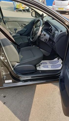 Vand masina Dacia Sandero 2018 1.0 Petrol 4700 Mile Harrow UK