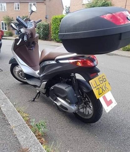 Scooter Piaggio Medley in Milton Keynes - UK