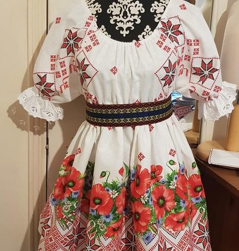 Rochite cămăși seturi motive tradiționale in UK