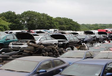 Stock Auto Breakers atelier de dezmembrari auto in Wickford UK