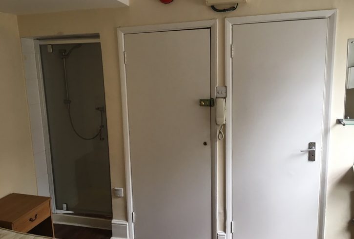 Inchiriem Studio Flat in Plaistow - Londra E13