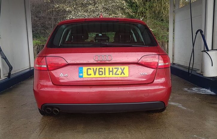 Vand Audi A4 in Basildon