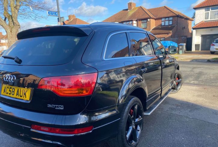 Vand 2009 Audi Q7 S-line in Londra UK