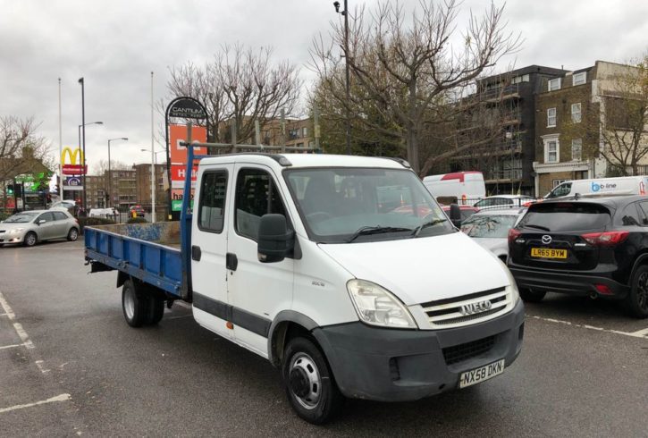 Vand 2009 Iveco Daily Utilitara in Londra UK