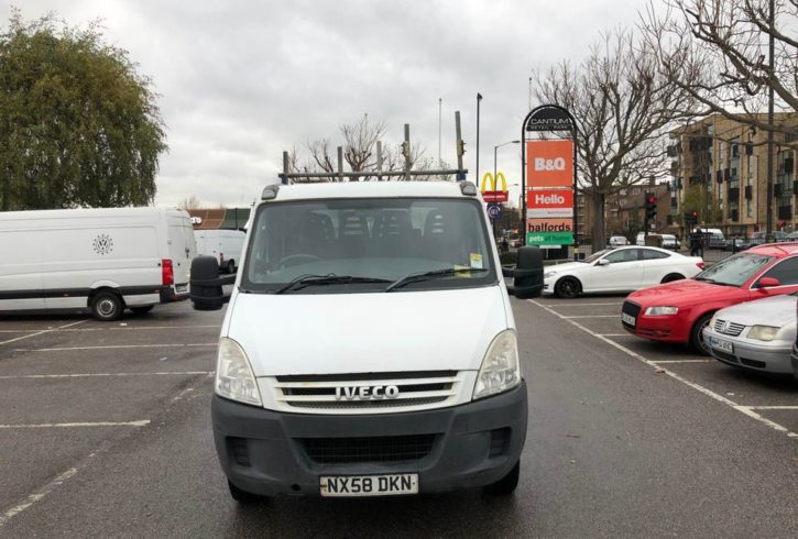 Vand 2009 Iveco Daily Utilitara in Londra UK