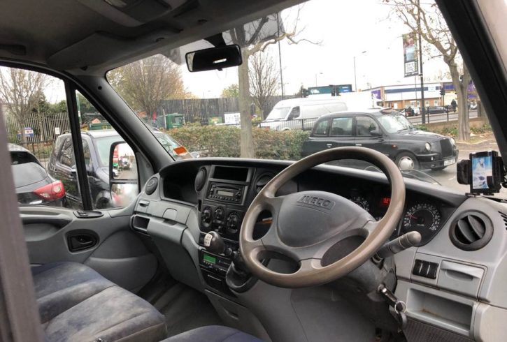 Vand 2009 Iveco Daily Utilitara in Londra UK