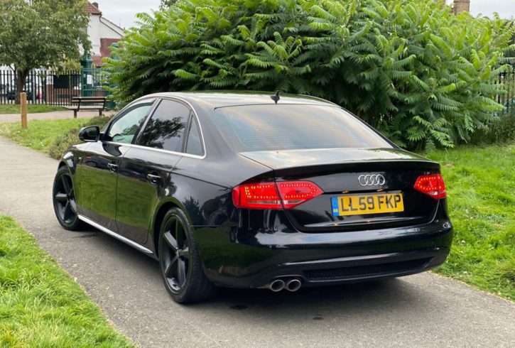 Vand Audi A4 2.0 TDI S line in Dagenham, Londra Vand Audi A4 2.0 TDI S line in Dagenham, Londra