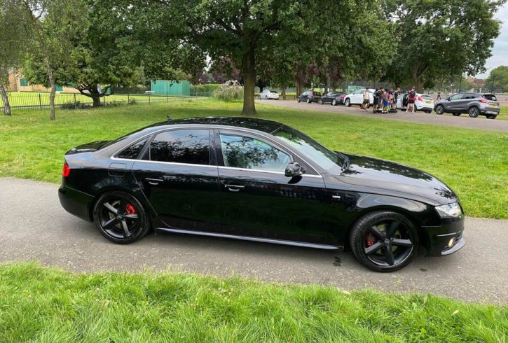 Vand Audi A4 2.0 TDI S line in Dagenham, Londra Vand Audi A4 2.0 TDI S line in Dagenham, Londra