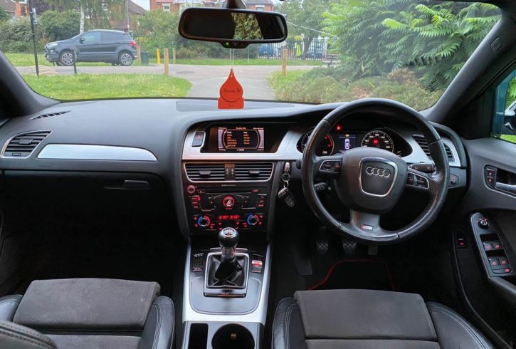 Vand Audi A4 2.0 TDI S line in Dagenham, Londra Vand Audi A4 2.0 TDI S line in Dagenham, Londra