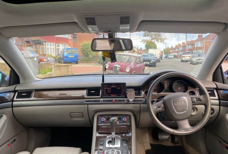Vand Auto 2006 Audi A8 3.0 Diesel in Londra UK