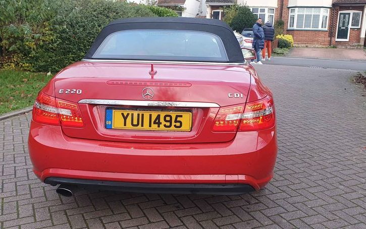 Vand Auto 2013 Mercedes E 350 CDI Cabrio in Luton UK