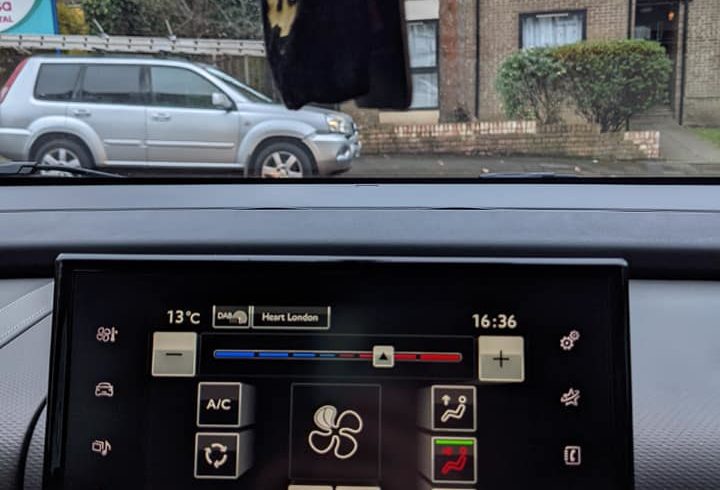 Vand Auto 2016 Citroen C4 Cactus in Croydon Londra