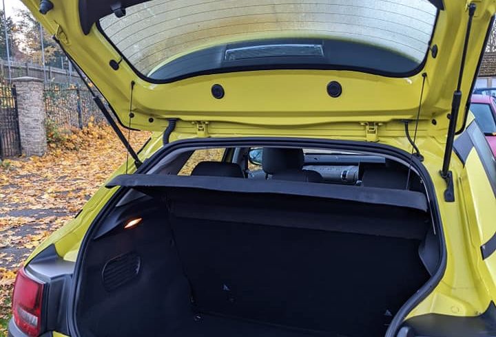 Vand Auto 2016 Citroen C4 Cactus in Croydon Londra