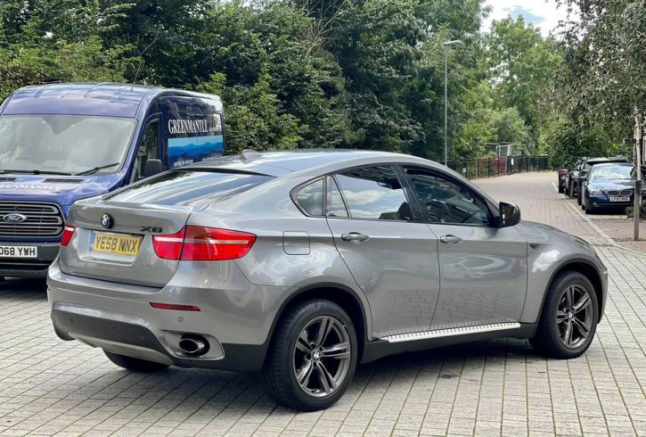 Vand Auto BMW X6 3.5D X-Drive in Londra UK