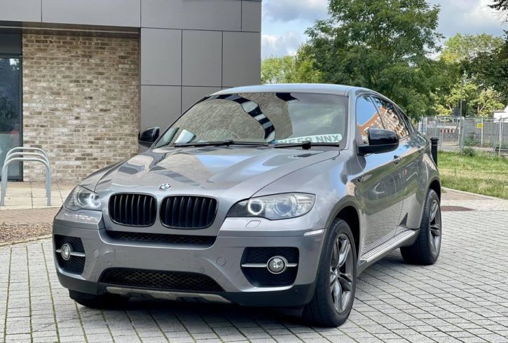 Vand Auto BMW X6 3.5D X-Drive in Londra UK