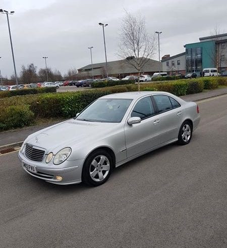 Se vinde masina in zona Liverpool - Mercedes E320 CDI an 2003 120K Mile - St Helens L34