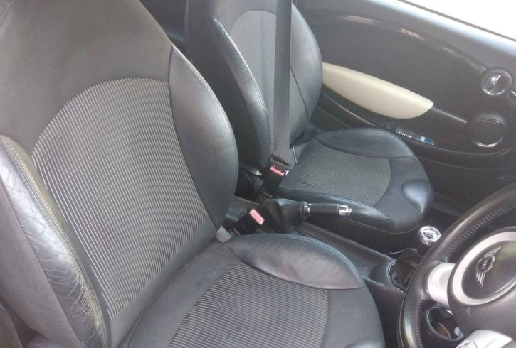 Vand Auto Mini Cooper D din 2007 in Londra UK