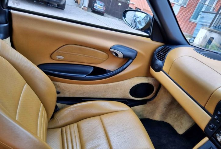 Vand Auto Porsche 986 Boxter din 2002 in Ilford