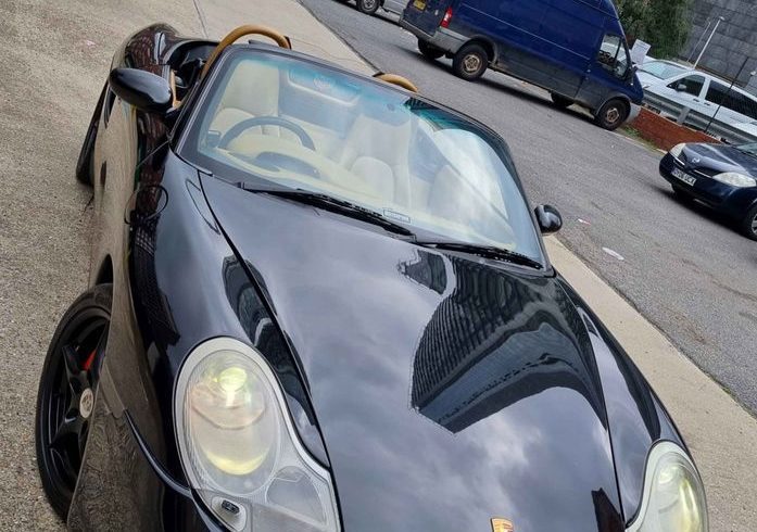 Vand Auto Porsche 986 Boxter din 2002 in Ilford