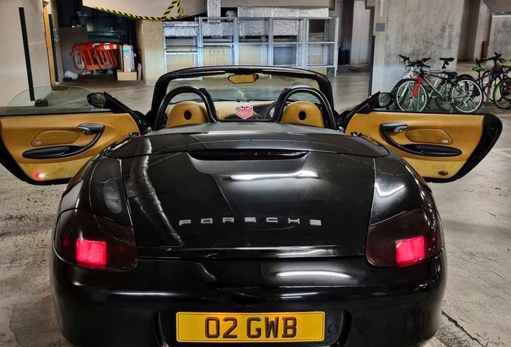 Vand Auto Porsche 986 Boxter din 2002 in Ilford