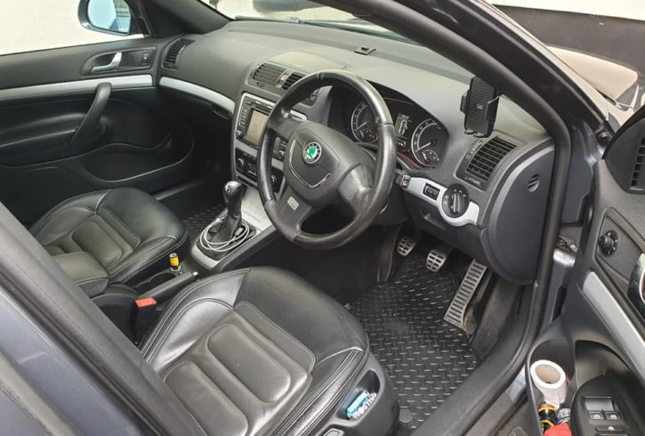 Vand Auto Skoda Octavia VRS in Londra UK