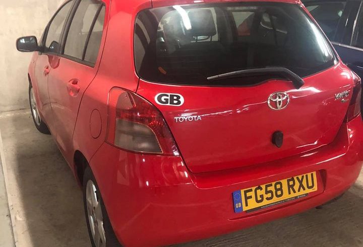 Masina Toyota Yaris Vanzare in Londra UK