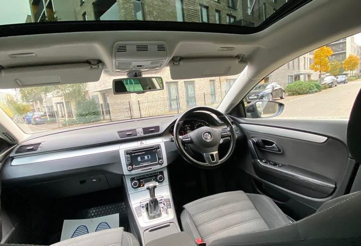 Vand Auto VW Passat CC GT 2009 in Londra UK