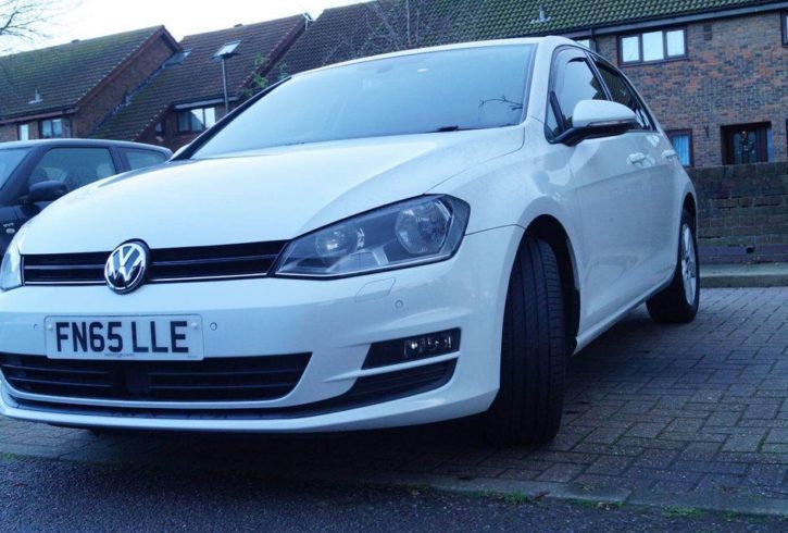 Vand Auto Volkswagen Golf 2016 in Londra UK Vand Auto Volkswagen Golf 2016 in Londra UK