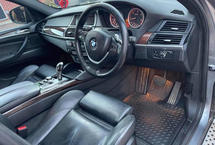 Vand BMW X6 3.5D X-drive din 2008 in Londra, UK