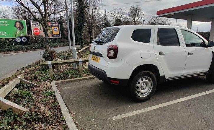 Vand Dacia DUSTER 2 in Londra UK