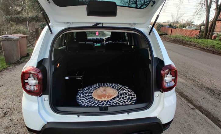 Vand Dacia Duster 2 Euro 6 in Tilbury UK