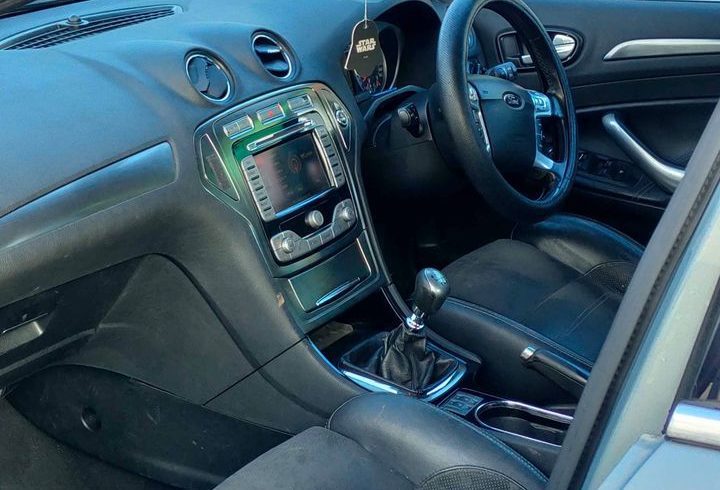 Vand Ford Mondeo Titanium X in Luton UK