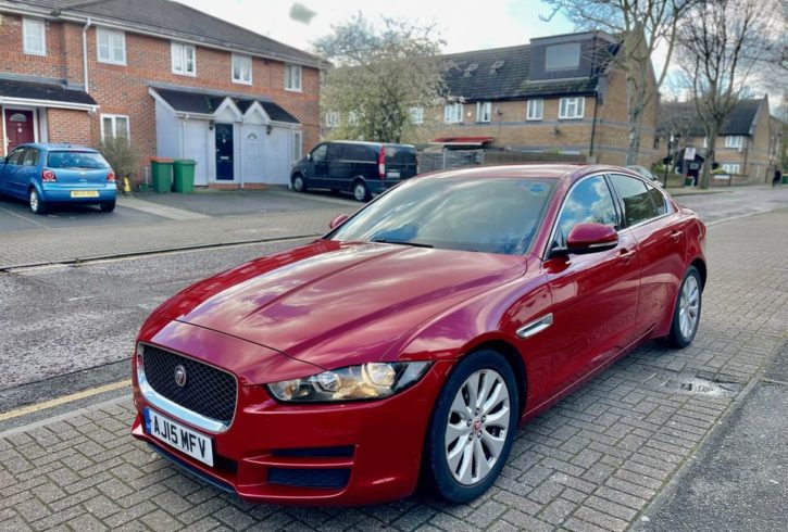 Vand Jaguar XE 2.2D in Barking Londra UK