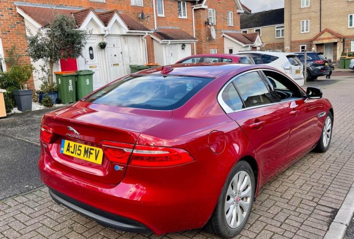 Vand Jaguar XE 2.2D in Barking Londra UK