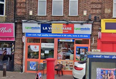 Vand Magazin Romanesc Zona Dagenham Londra RM8